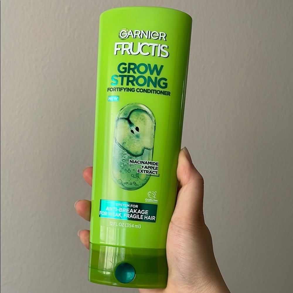 Garnier Grow Strong Fortifying Conditioner NEW